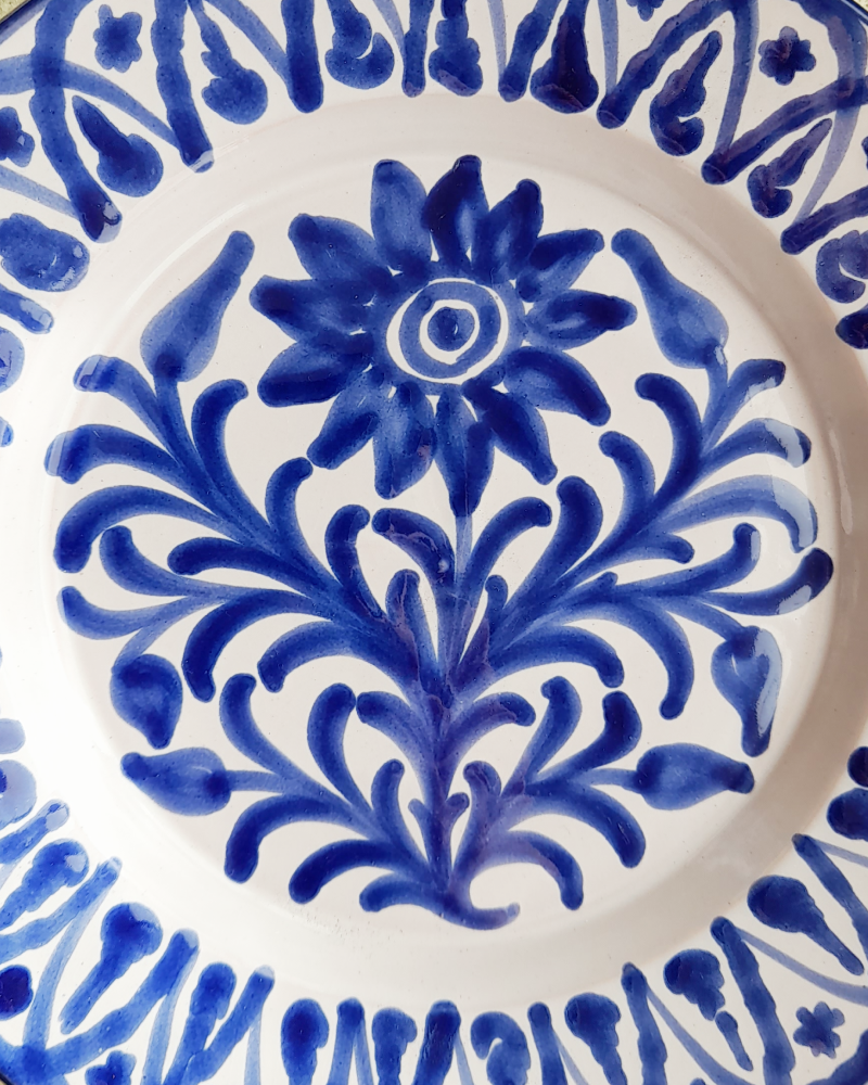 Girasol Fajalauza Plate in Blue — CASA PLETÓRICA — Handmade